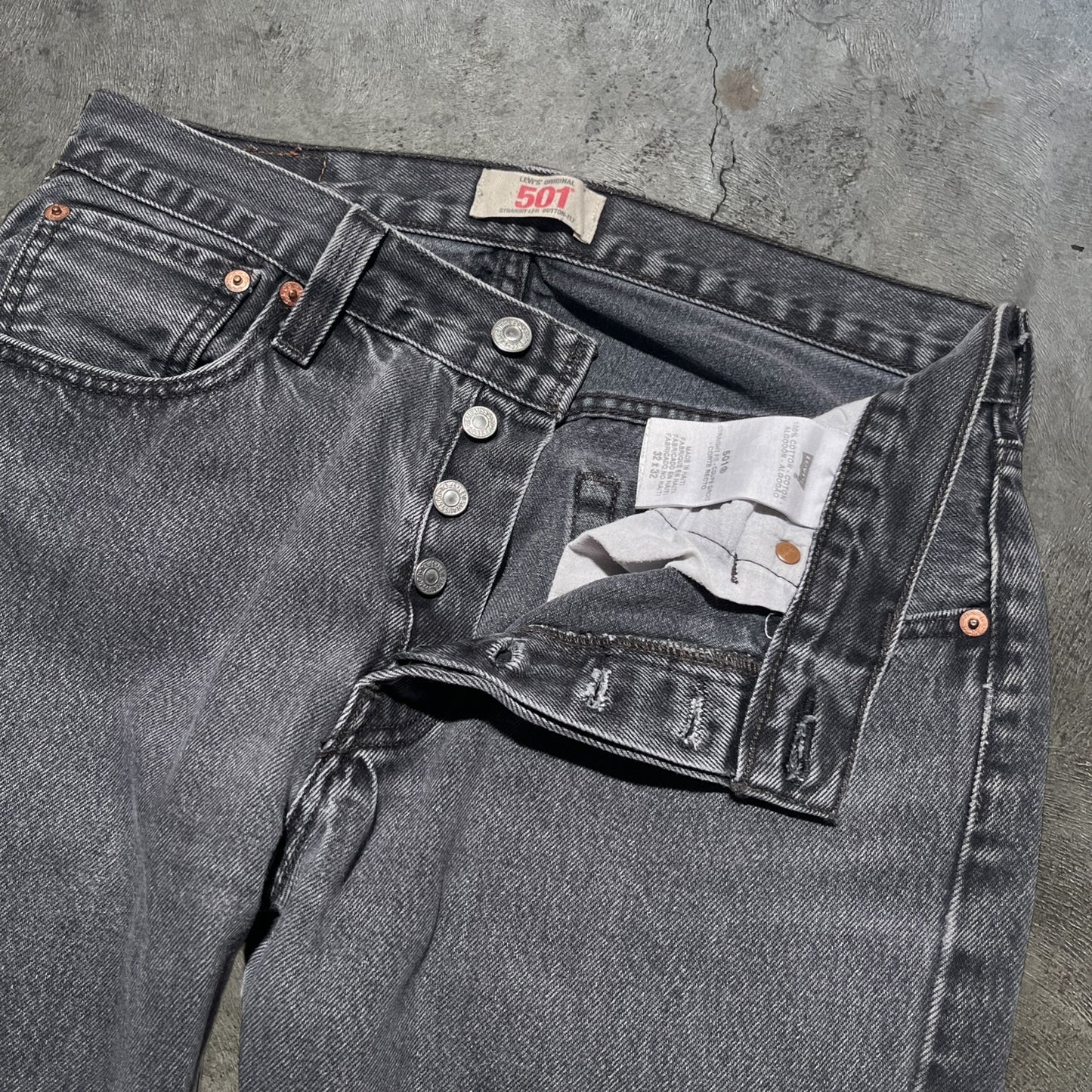 Levi's 501 Jeans Black Size 32x30.5